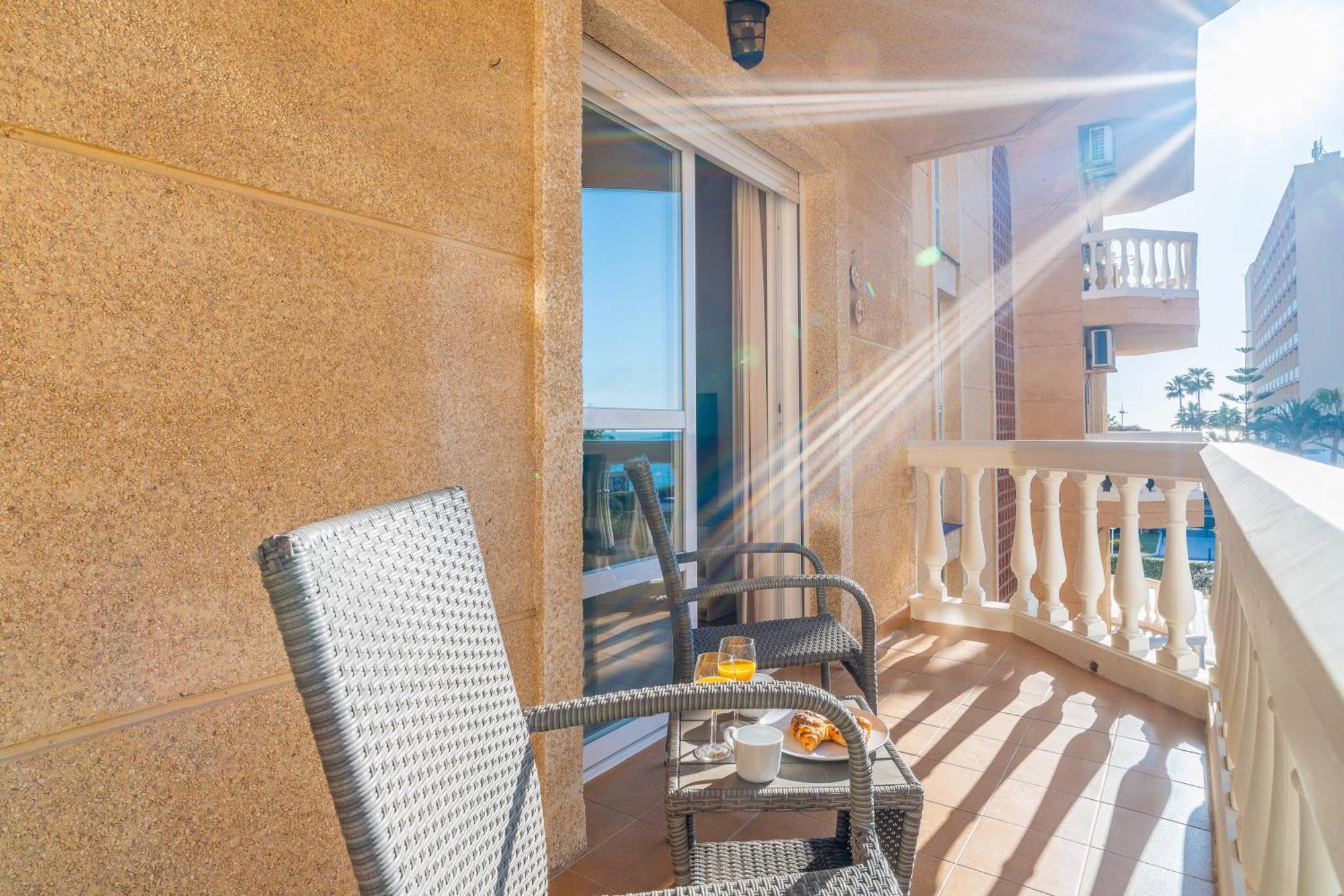 Casa Playa Guadalmar, Beautiful Apartment In Front Of The Sea, Wifi, Ac, Smart Tv, Private Parking 말라가 외부 사진