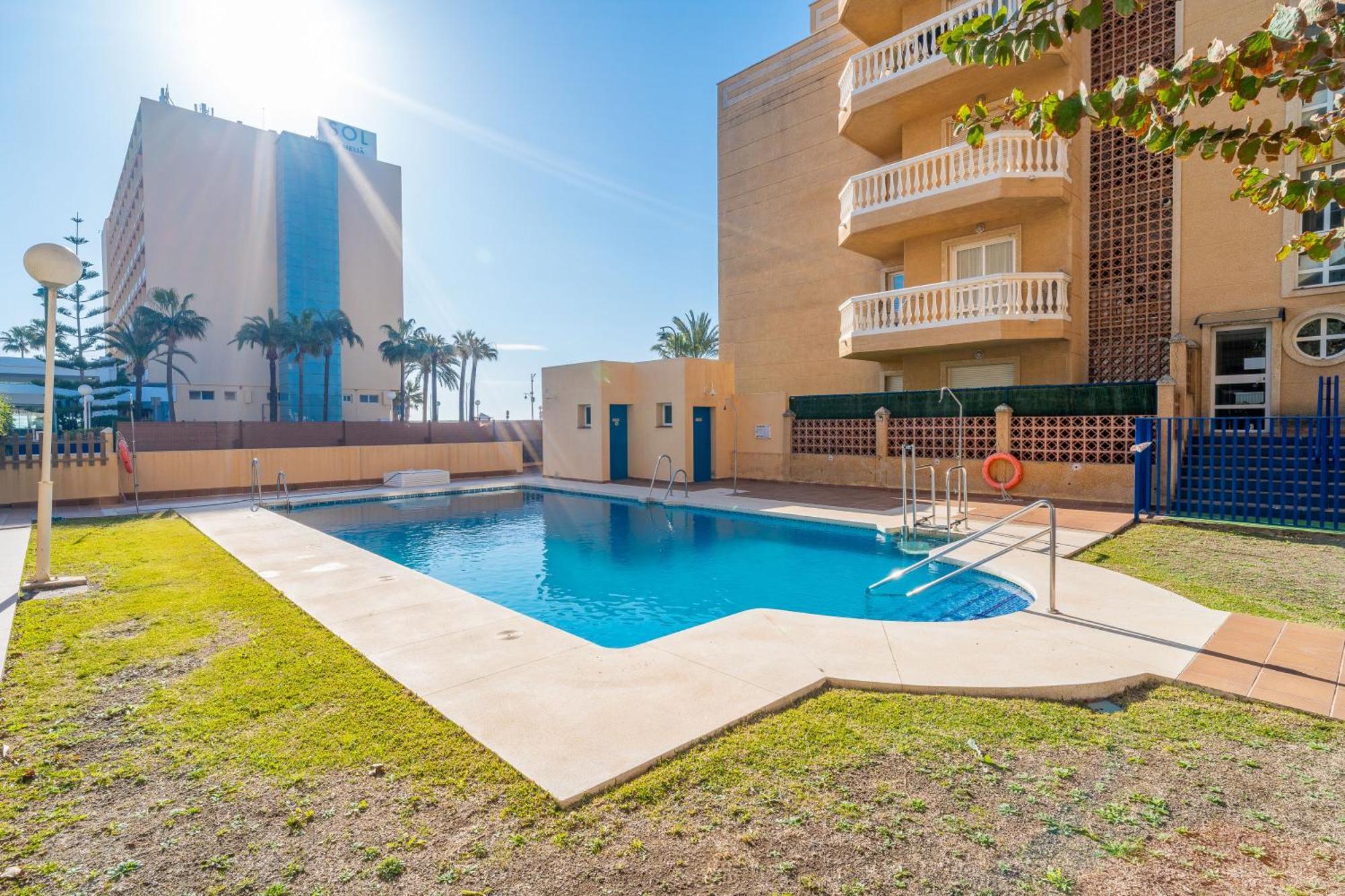 Casa Playa Guadalmar, Beautiful Apartment In Front Of The Sea, Wifi, Ac, Smart Tv, Private Parking 말라가 외부 사진